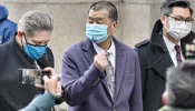 O ativista Jimmy Lai cumpre mil dias de prisão aguardando julgamento pelo regime chinês