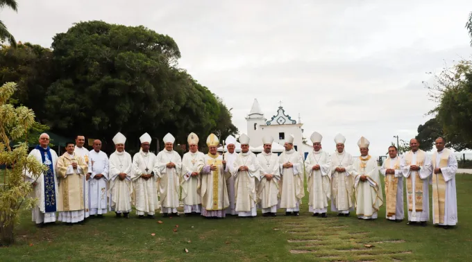 Bispos do Regional Nordeste 3 da CNBB na abertura do Jubileu Eucarístico dos 525 anos da primeira missa no Brasil