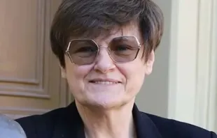 Katalin Karikó, ganhadora do Prêmio Nobel por ajudar a desenvolver a tecnologia de mRNA usada para criar as vacinas Pfizer e Moderna COVID-19.