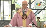 Padre Júlio Lancellotti na última missa transmitida ao vivo no domingo (14)
