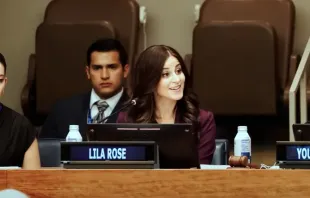 Lila Rose, presidente e fundadora do Live Action durante discurso na sede da ONU.