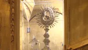 Milagre eucarístico de Santarém, em Portugal, começa depois de ato sacrílego