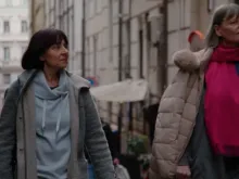 "Freiras x Vaticano" apresenta as histórias detalhadas de Gloria Branciani (à esquerda) e Mirjam Kovac sobre os supostos abusos de Marko Rupnik.