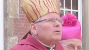 Bispo belga culpado de abusos sexuais é expulso do estado clerical
