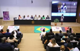 Grupos pró-vida no encontro em defesa da vida que lançou a Frente Parlamentar Mista Contra o Aborto e em Defesa da Vida