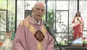 Políticos criticam decisão de dom Odilo de suspender transmissão de missas de padre Júlio Lancellotti