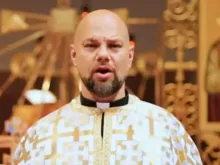 Padre Jason Charron rezou pela segurança de Trump momentos antes do tiroteio