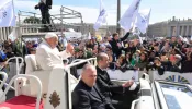 Papa Francisco propõe “cultura do abraço” para alcançar um futuro de paz
