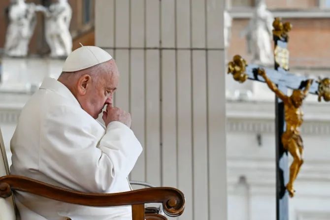 Papa Francisco a Vladimir Putin: “uma paz negociada é melhor do que uma guerra sem fim” 