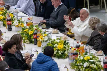 Papa Francisco no almoço no Vaticano pelo Dia Mundial dos Pobres