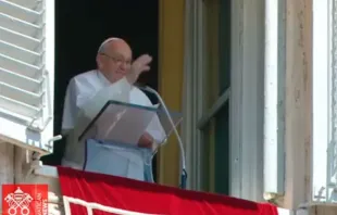 O papa Francisco na Ascensão do Senhor incentiva a subir passo a passo ao Céu, fazendo “as obras do amor”