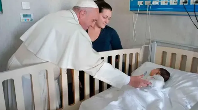 Papa Francisco visita o Hospital Bambino Gesù. ?? 