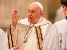 Papa Francisco durante a missa na basílica de São Paulo Fora dos Muros