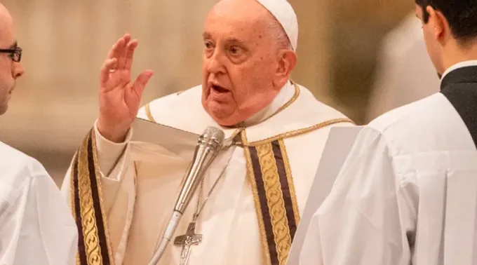Papa Francisco durante a missa na basílica de São Paulo Fora dos Muros