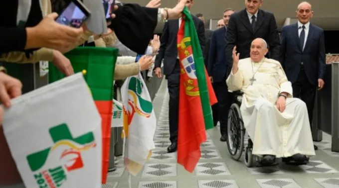 Papa Francisco em encontro com delegação da JMJ Lisboa 2023