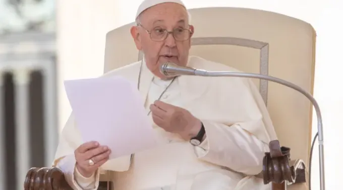 Papa Francisco na Audiência Geral de 17 de abril. ?? 