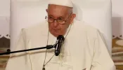 Sejam "anjos na terra" para os feridos na vida, pede o papa Francisco ao clero de Marselha 