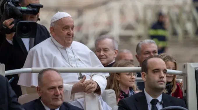 Papa Francisco na Audiência Geral de 25 de outubro. ?? 
