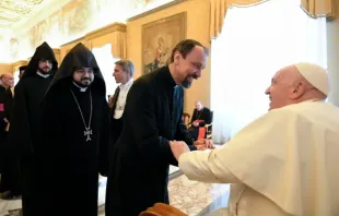 O papa saúda o Comitê Católico para a Colaboração Cultural com as Igrejas Ortodoxas e as Igrejas Ortodoxas Orientais