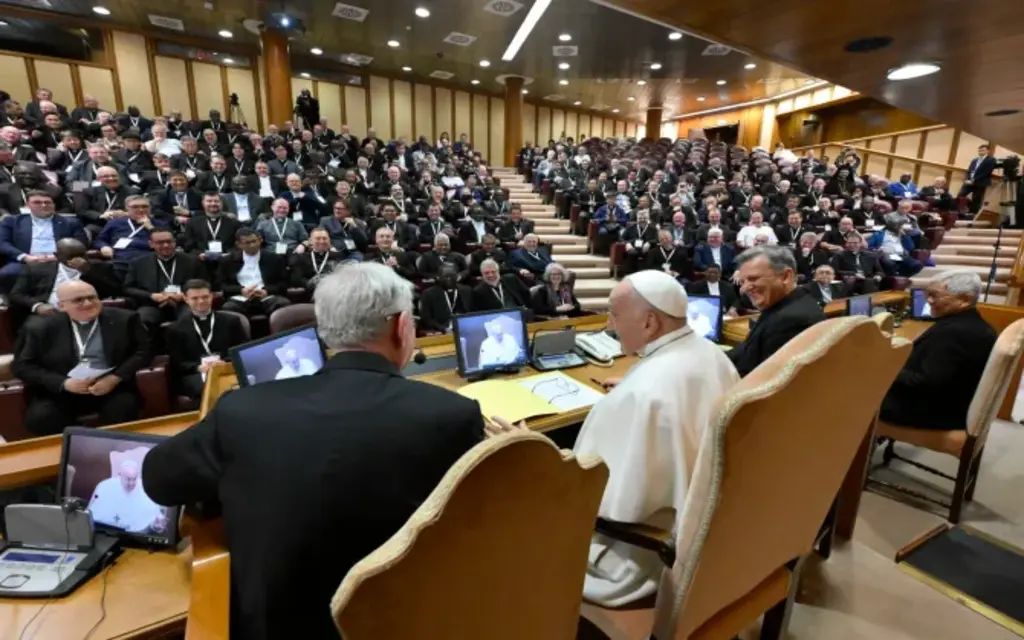  Papa Francisco dá três conselhos a 300 párocos reunidos no Vaticano 