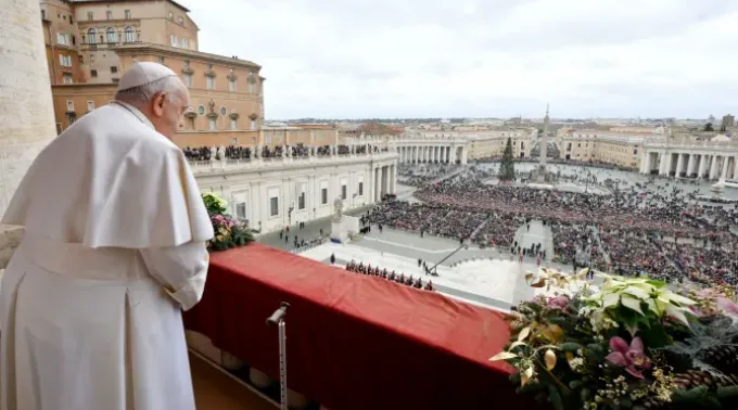 Imagem de arquivo do papa Francisco na Urbi et Orbi do Natal de 2023 ?? 