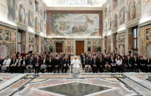 Papa Francisco em audiência com jornalistas no Vaticano hoje (22)