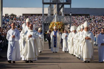 Peregrinação aniversária internacional, no Santuário de Fátima