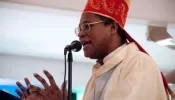 Bispo é ferido em explosão no Haiti