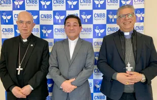 O vice-presidente do Regional Sul 1, dom Moacir Silva, o presidente, dom Júlio Endi Akamine, e o secretário, dom Carlos Silva