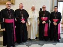 Papa Francisco recebeu hoje (11), no Vaticano a atual presidência da CNBB