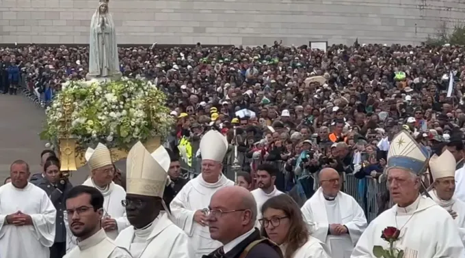 Celebrações no Santuário de Fátima em 13 de maio de 2025. ?? 