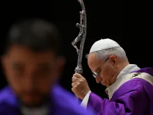 Imagem da missa do papa Leão XIV hoje (29), na Turquia