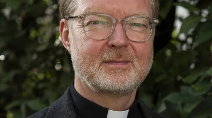 Padre Hans Zollner, Sacerdote Jesuíta e Especialista em Abuso na Igreja Católica ?? 