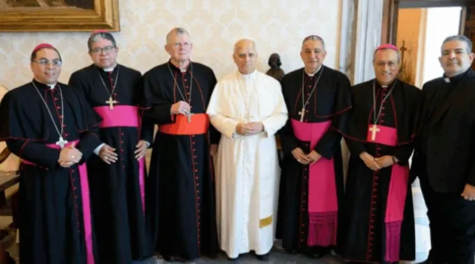 Papa Leão XIV com a presidência do CELAM. ?? 