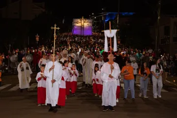 Procissão luminosa da Romaria de Monsenhor João Benvegnú
