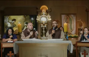 Rosário na madrugada transmitido por frei Gilson na Quaresma