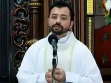 Padre Jader Guido.