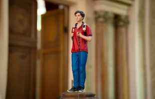 Imagem de são Carlo Acutis.