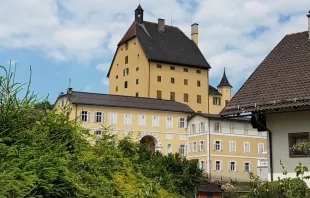 Castelo de Goldenstein, sede do convento para o qual as freiras agostinianas voltaram.