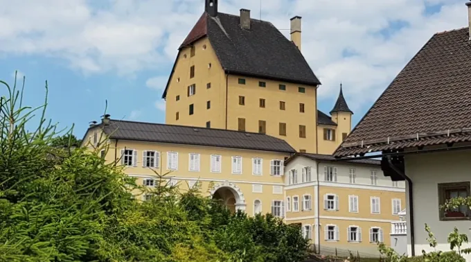 Castelo de Goldenstein, sede do convento para o qual as freiras agostinianas voltaram. ?? 