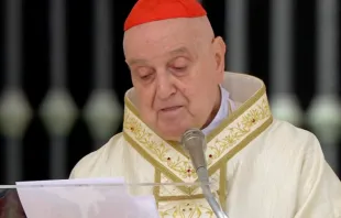 A solene missa de Domingo de Páscoa da Ressurreição foi celebrada pelo cardeal Angelo Comastri