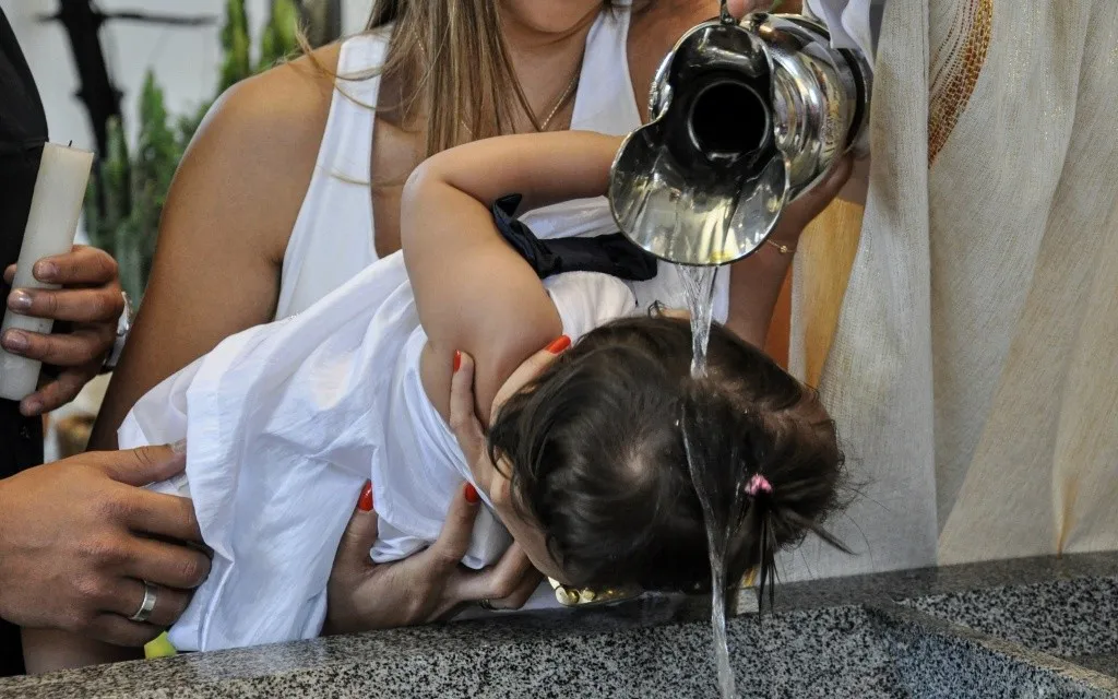 Na festa do Batismo do Senhor: por que os padrinhos são importantes