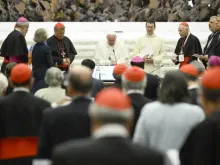 Papa Francisco agradece aos delegados na conclusão do Sínodo da Sinodalidade de 2023.