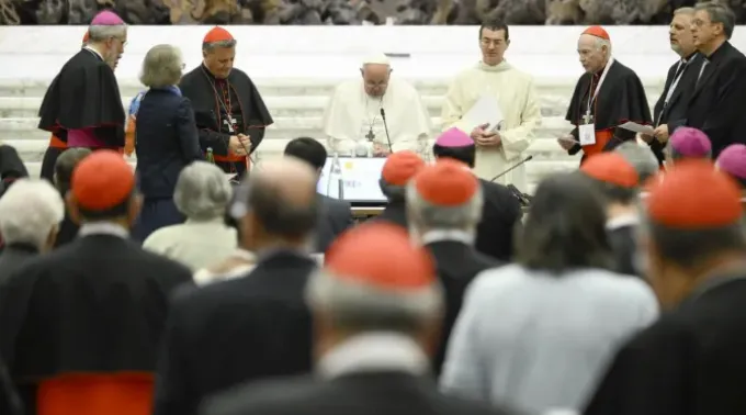 Papa Francisco agradece aos delegados na conclusão do Sínodo da Sinodalidade de 2023. ?? 