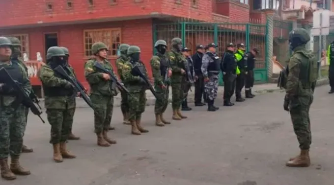 Soldados do Exército Equatoriano. | ?? 
