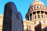 Os dez mandamentos do lado de fora do Capitólio do Texas