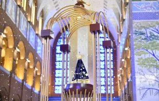 Nossa Senhora Aparecida.