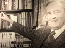 Foto de Tolkien na exposição em Roma