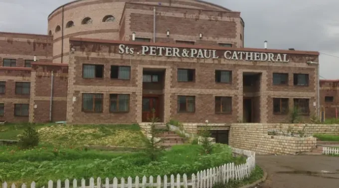 Catedral de São Pedro e São Paulo em Ulan Bator. ?? 