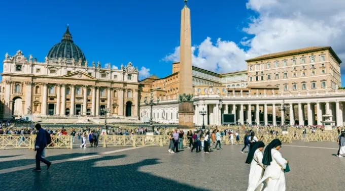 Praça de São Pedro no Vaticano. ?? 